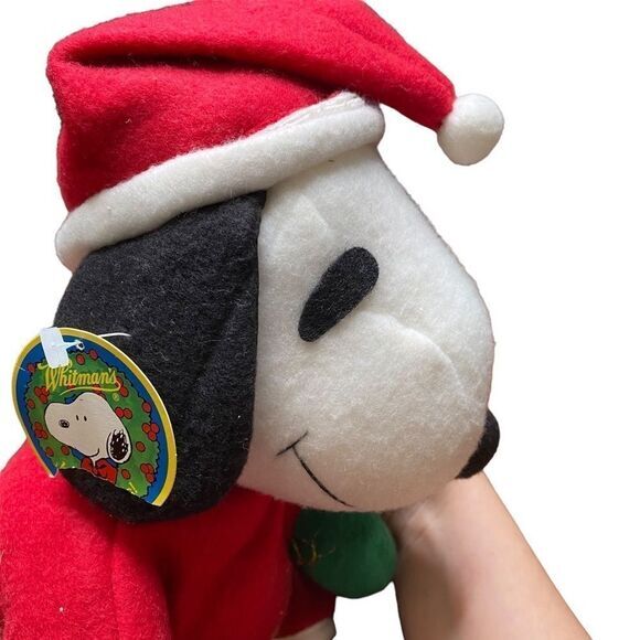Whitman’s Chocolate Santa Snoopy Plush‎ 11” Christmas peanuts plush - Picture 4 of 5